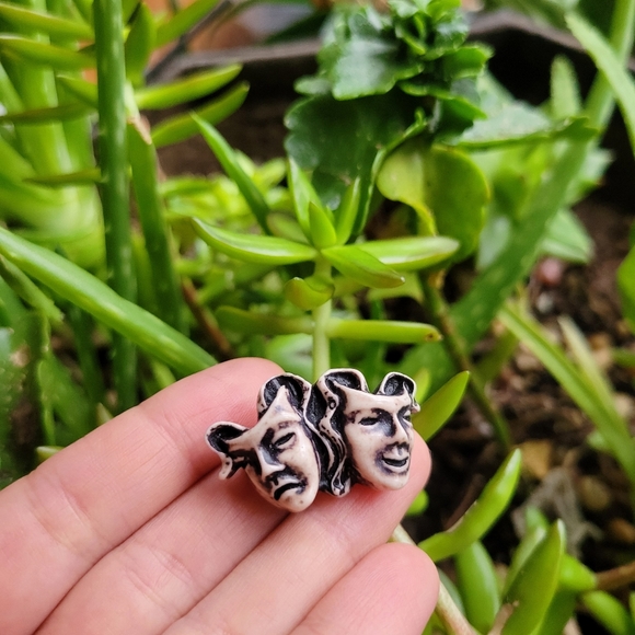 Vintage Celluloid Comedy Tragedy Brooch Pin - Picture 9 of 13